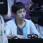 [EXO] 팬싸에서 <b>악수</b>