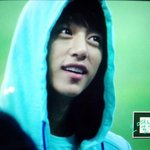 [BAP] 방탄 <b>뷔</b>가 백현닮았다는 글있잖아요