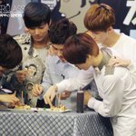 [EXO] ㅠㅠ이거방송머에여ㅠㅠ