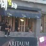 [exo] 대전 팬 사인회 벽타는 외국인.jpg + 대전상황