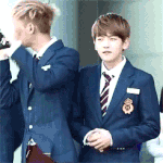 [EXO] <b>변백현</b> 숨다.