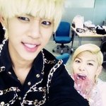 아이돌의 즐거운 <b>대기실</b> 풍경.jpg