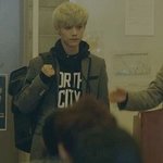 [EXO] 우리학교 우리반 <b>앞문</b>을 열고