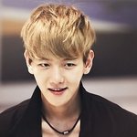 [EXO] 백현이가 <b>가슴</b><b>파인</b> 옷입으니까