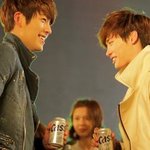 이종석과 김우빈이 <b>동반</b> 촬영한 카스후레쉬 광고들~