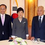 [시사논평] 박근혜 발언 한마디로 정리 “짐이 곧 국가다”