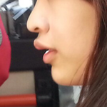 제 <b>입술</b>이 이상해요ㅠㅠ(사진조심)