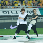 [EXO] 박찬열 후드 어디껀지 아는사람?