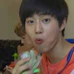 [EXO] 오늘 아육대 수호 <b>먹방</b>ㅋㅋ