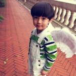 [EXO] 이거진짜 <b>루한</b>어릴떄사진임?
