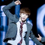 [EXO] 엑소가 <b>음식</b> 광고 찍고