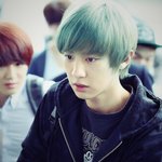 [EXO] 찬열 <b>민트색</b> 머리