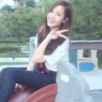 <b>색감</b>이 참 좋은 박민영 셀카