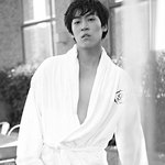 노출 화보 찍은 존박....