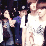 [EXO] 세훈이를 잘 챙겨주는 찬열이