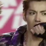 [exo] 우리 크리스 울리지말어라....
