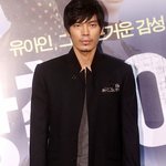 꼭 렌즈 낀 것 같은 <b>김성오</b> 눈동자