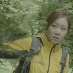 [아웃도어] 공효진 아웃도어! <b>노랑</b>색 바람막이 이쁘네요. 노스페이스...