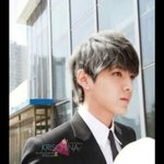 [EXO] 얘 <b>은발</b>쩐다....