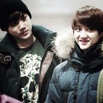 [EXO]  <b>경수</b>보고 흐믓해함 