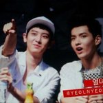 [EXO] 찬열이는 <b>말</b>그대로 귀엽게생긴듯