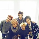 [EXO] 으하.. <b>주말</b> 다 가네요.. 애들은 오늘 <b>하루</b> 잘 보냈을까요...