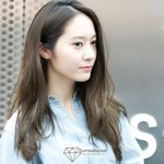 크리스탈 현실감 돋는 <b>직찍</b>