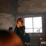 [<b>윤하</b>] <b>윤하</b>, 시나위와 미니콘서트 중 섹시 록커로 변신