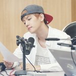 <b>대본</b> 읽는 백현이~