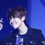 [EXO] <b>입술</b> 깨문 백현이...
