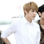[EXO] 크리스가 실물 연예인<b>포스</b> 쩐다고 하잖아