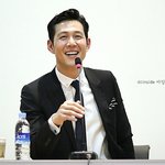 이정재 최근 초근접 사진...
