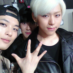 [블락비] 금방 <b>지호</b>랑 경이 사진 떴는데