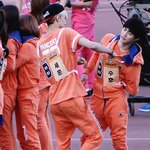 [EXO] 이거 세훈이 손 준면이 옷속에 들어간거 맞아?
