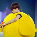 [EXO] <b>치킨</b> 먹고싶다..