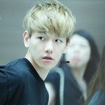 [EXO] <b>입술</b> 훔치고싶다...흐흐