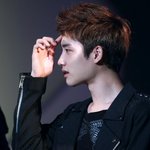 [EXO] 도경수는 <b>본명</b>이 도경수오빠 라면서요