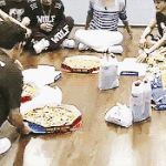 [EXO] <b>피자</b> 등장에 날렵해진 도경수