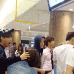 [EXO] 김종인 코디 <b>머리</b> 만지는 짤.....