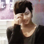 [EXO] 가디건 입은 <b>김종인</b> 어깨......