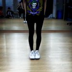 [방탄소년단] 흔한 남자 아이돌의 <b>각선미</b>