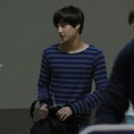 [EXO] <b>김종인</b> 어깨