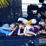 [EXO] 루한이 엉덩이 찌르는 레이