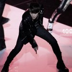 [EXO] 변백현은 이 짤이 제일 <b>퇴폐미</b> 넘침