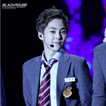 [EXO] 이날 시우민 외모 <b>터짐</b> *-*