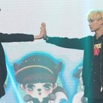 [EXO] <b>조니</b>니랑 차녈이