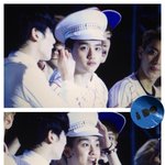 [EXO] <b>샤이니</b> 키군이 대주는 마이크로 말하는 경수