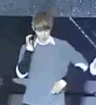 [exo] <b>변백현</b> 이상한 춤 춘다;;