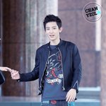 [exo] <b>찬열이</b> 손 잡은사람 세훈이야?