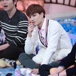 [EXO] 김종인 안녕하세요 사진 가슴 설레게 함;;